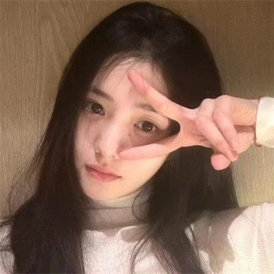 只在那里发光